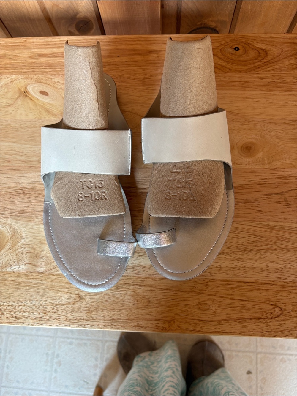 1. State Toe Ring Slides